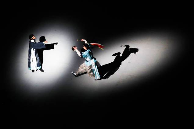 Artistas realizam performance durante a cerimônia de encerramento dos Jogos Olímpicos de Inverno, em Pyeongchang, na Coreia do Sul - 25/02/2018 Artistas realizam performance durante a cerimônia de encerramento dos Jogos Olímpicos de Inverno, em Pyeongchang, na Coreia do Sul - 25/02/2018