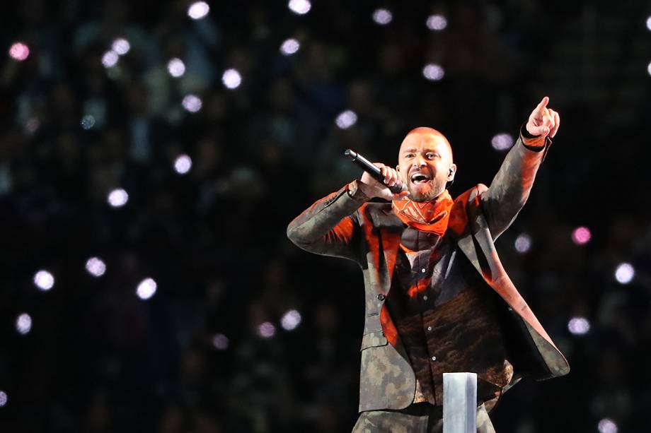 Justin Timberlake durante show do intervalo do Super Bowl 2018