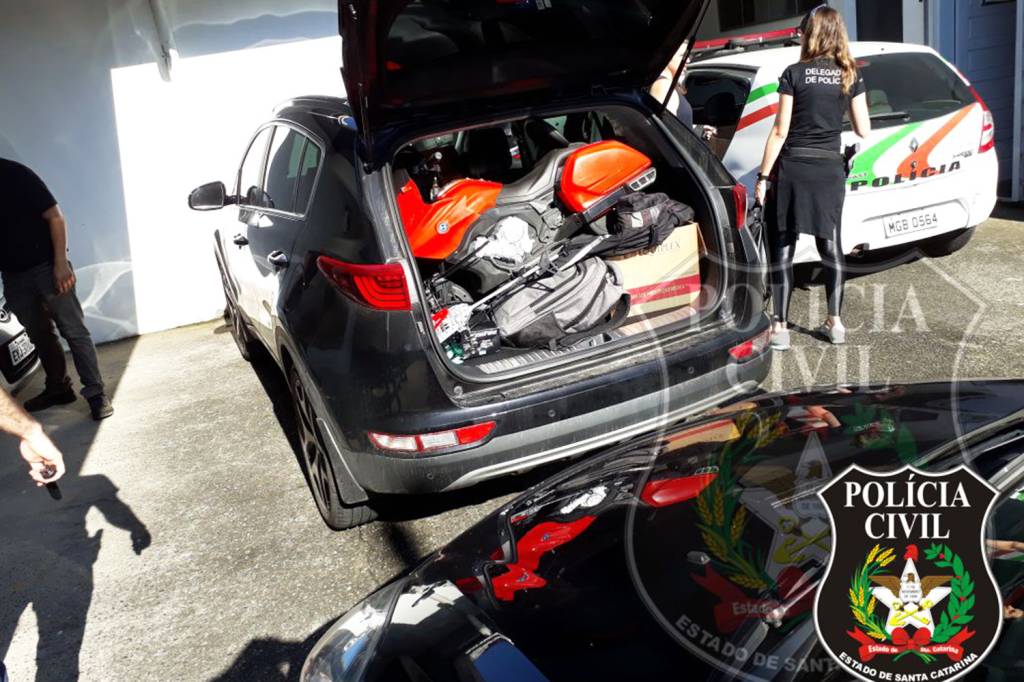 Caso Jonatas: polícia apreende de moto a champanhe em SC
