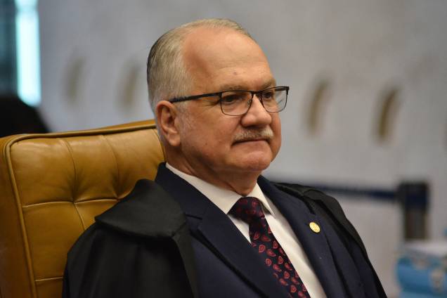 O ministro Edson Fachin, durante sessão plenária da Corte, para o julgamento do habeas corpus do ex-presidente Luiz Inácio Lula da Silva - 22/03/2018 O ministro Edson Fachin, durante sessão plenária da Corte, para o julgamento do habeas corpus do ex-presidente Luiz Inácio Lula da Silva - 22/03/2018