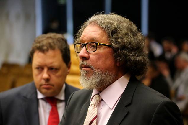 O advogado Antônio Carlos de Almeida Castro, Kakay em sessão no Supremo Tribunal Federal, em Brasília (DF), que julgará o habeas corpus para o ex presidente do Brasil, Luiz Inácio Lula da Silva - 22/03/2018 O advogado Antônio Carlos de Almeida Castro, Kakay em sessão no Supremo Tribunal Federal, em Brasília (DF), que julgará o habeas corpus para o ex presidente do Brasil, Luiz Inácio Lula da Silva - 22/03/2018