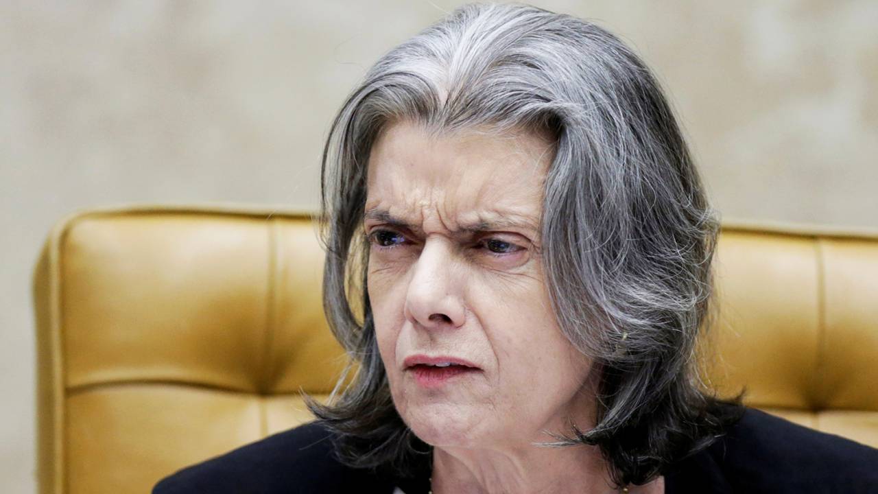 A presidente do STF (Supremo Tribunal Federal), ministra Cármen Lúcia, durante sessão em Brasília (DF) - 21/03/2018