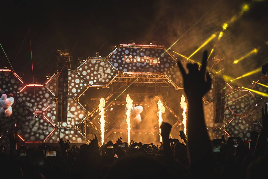 Alok se apresenta durante o primeiro dia do festival Lollapalooza 2018, realizado no Autódromo de Interlagos - 23/03/2018