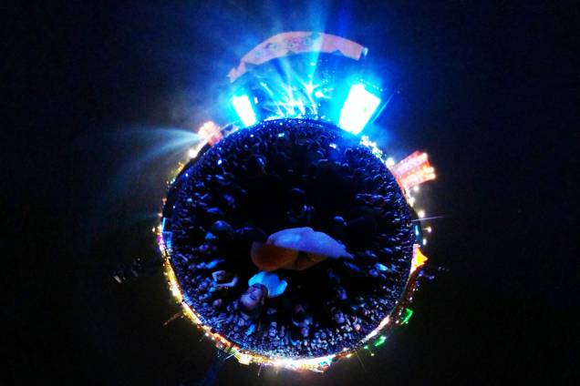 Vista do público durante show da banda Pearl Jam, no festival Lollapalooza - 24/03/2018 Vista do público durante show da banda Pearl Jam, no festival Lollapalooza - 24/03/2018