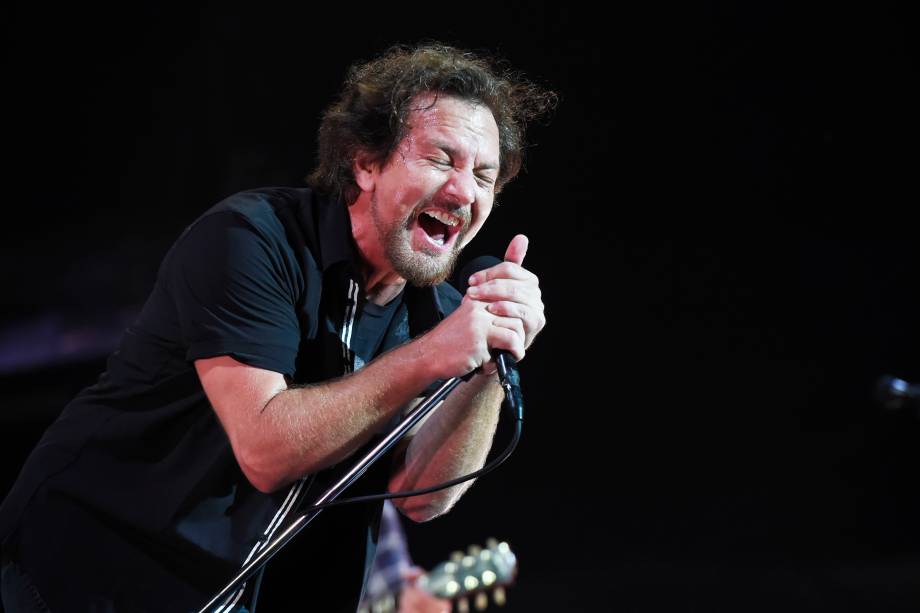 A banda Pearl Jam se apresenta durante o segundo dia do festival Lollapalooza, no Autódromo de Interlagos - 24/03/2018