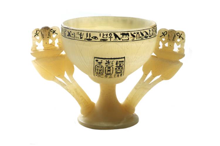 Objetos encontrados na tumba de Tutankhamun usados na exposi&ccedil;&atilde;o King Tut: Tesouros do fara&oacute; dourado