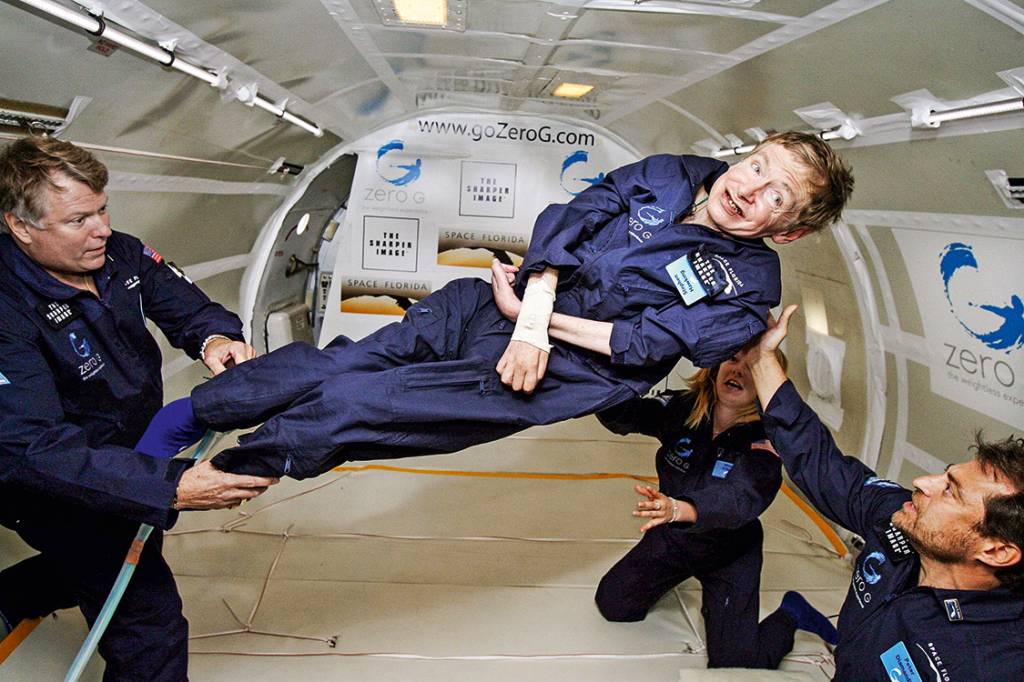 Sem medo de viver – Hawking superou a deficiência, viajou por todos os continentes e voou em gravidade zero