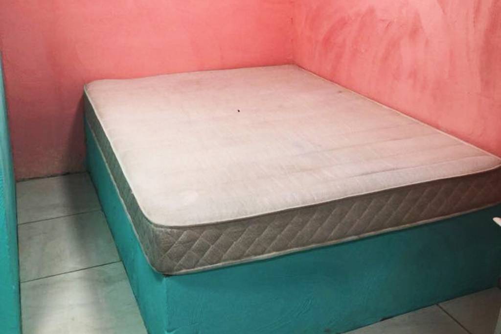 Quarto reservado para visitas íntimas na prisão de Benfica Quarto reservado para visitas íntimas na prisão de Benfica