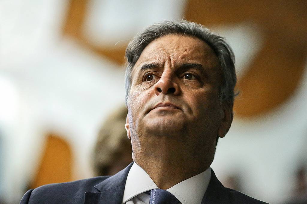 PF cumpre mandado de busca e apreensão em imóveis de Aécio