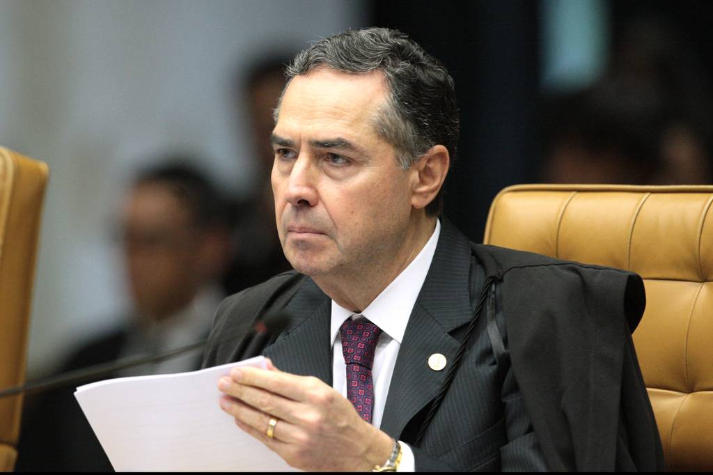 Lula garante que não vai escolher amigo ao STF, mas briga por vaga indica outro cenário