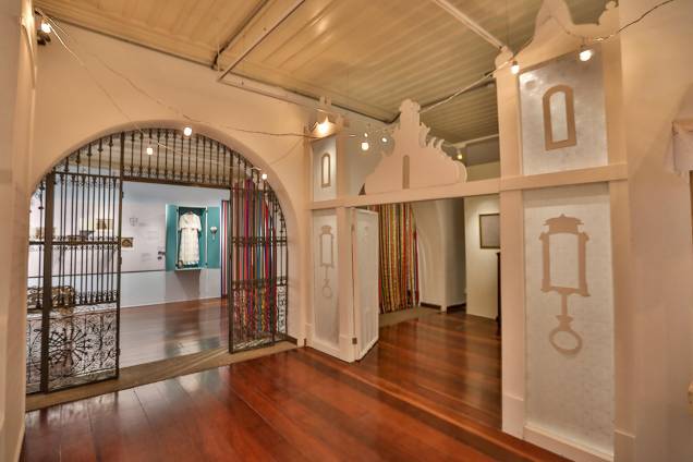 Vista geral da exposição em homenagem a Dona Canô Vista geral da exposição em homenagem a Dona Canô