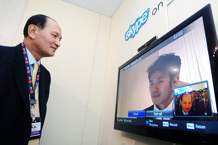 Câmera Skype instalada em uma Smart TV Câmera Skype instalada em uma Smart TV