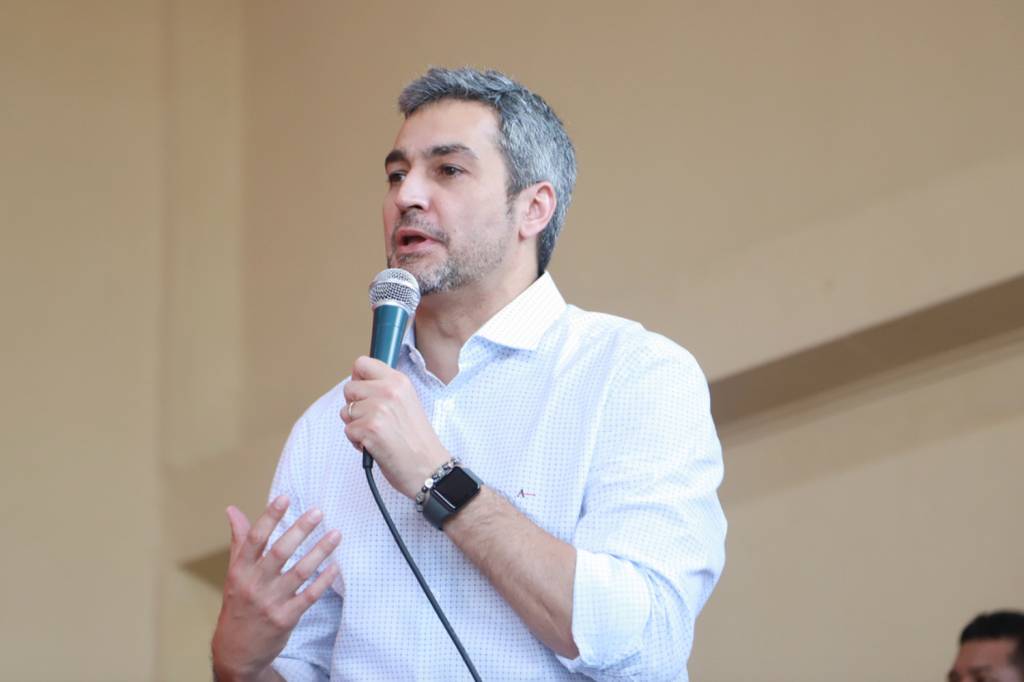 Marito pode vencer eleição no Paraguai, mas não terá vida fácil com Lugo