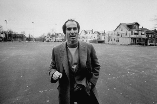 Philip Roth, revisitando áreas onde ele cresceu em Newark, Nova Jersey em 1968 Philip Roth, revisitando áreas onde ele cresceu em Newark, Nova Jersey em 1968