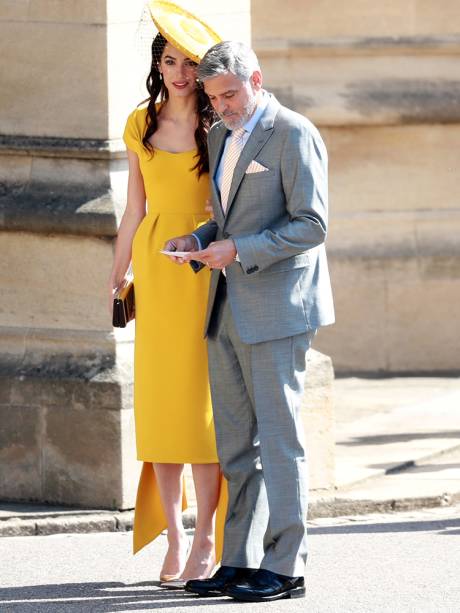 O ator George Clooney e a esposa, Amal Clooney, chegam em Windsor para acompanhar o casamento entre o príncipe Harry e a atriz Meghan Markle - 19/05/2018 O ator George Clooney e a esposa, Amal Clooney, chegam em Windsor para acompanhar o casamento entre o príncipe Harry e a atriz Meghan Markle - 19/05/2018