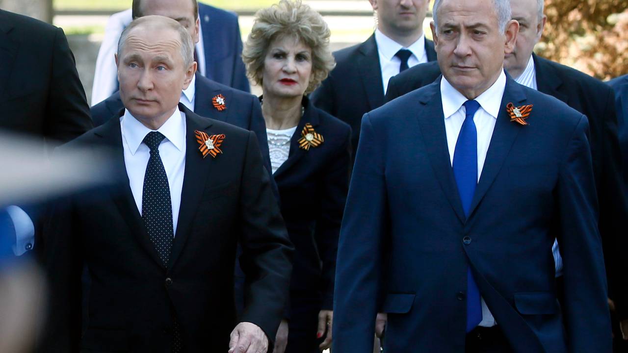 Presidente da Rússia Vladimir Putin e o Primeiro Ministro Israelense Benjamin Netanyahu