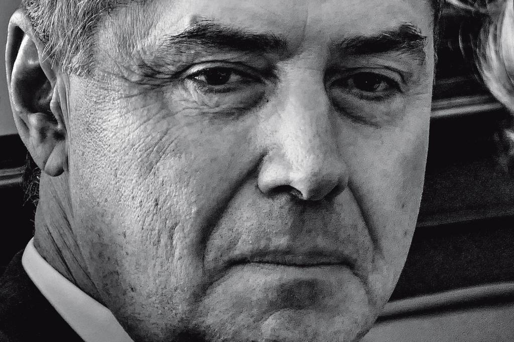 As vênias e a toga Luis Roberto Barroso, presidente do Tribunal Superior Eleitoral: