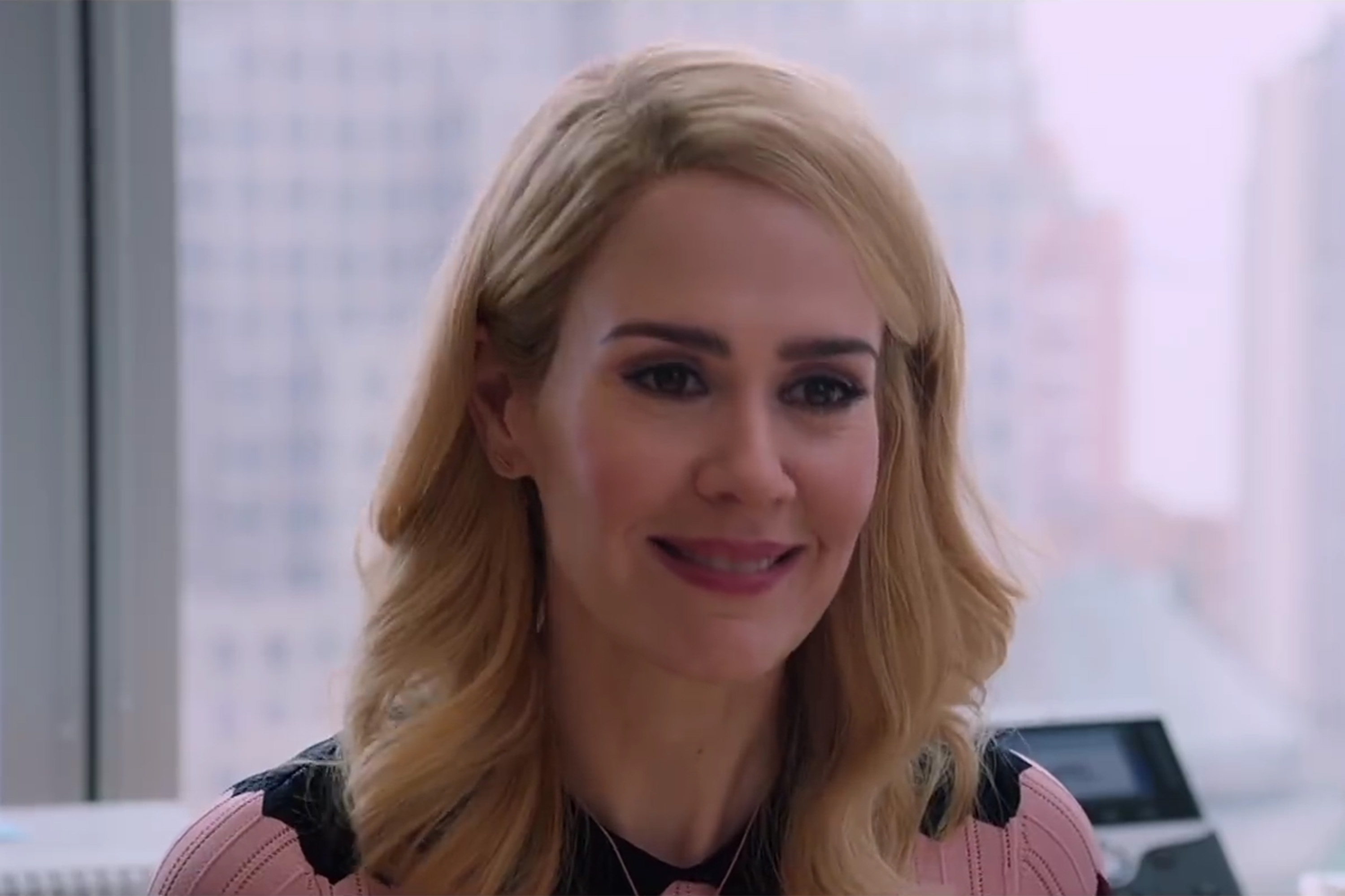 Oito Mulheres e Um Segredo