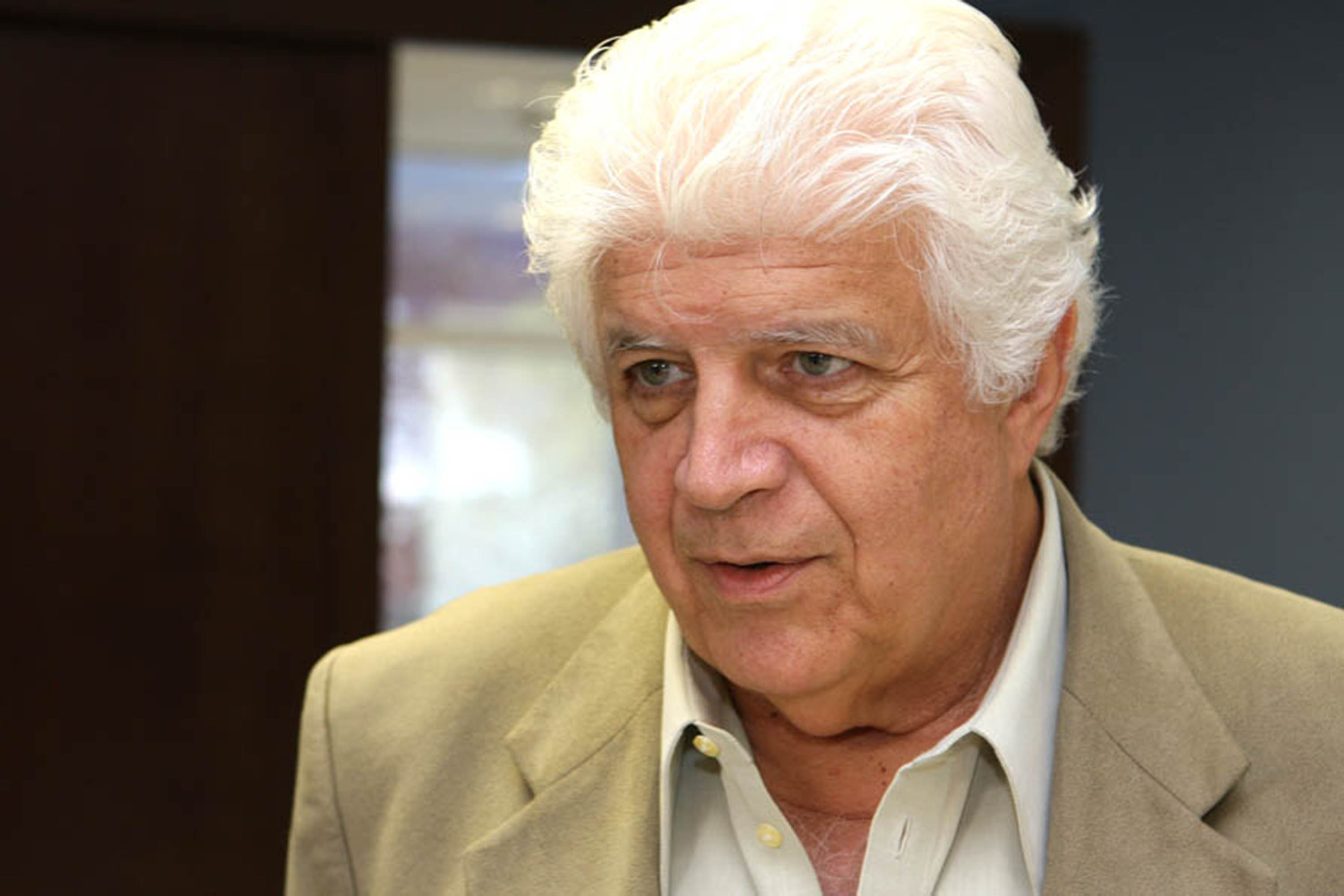 O calote milionário do irmão de Roberto Requião ao Porto de Paranaguá