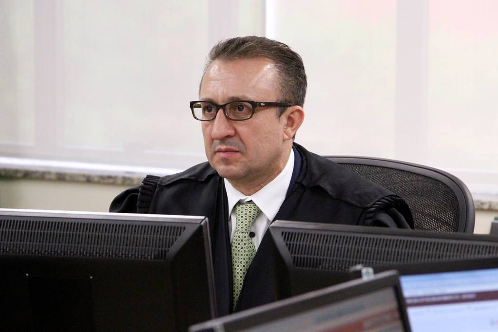 Rogério Favreto O desembargador Rogério Favreto