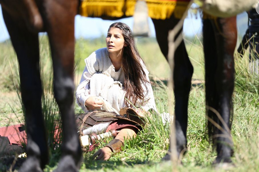 maria-de-nazare-01 A atriz Juliana Xavier como Maria de Nazaré na novela 'Jesus' da Record TV