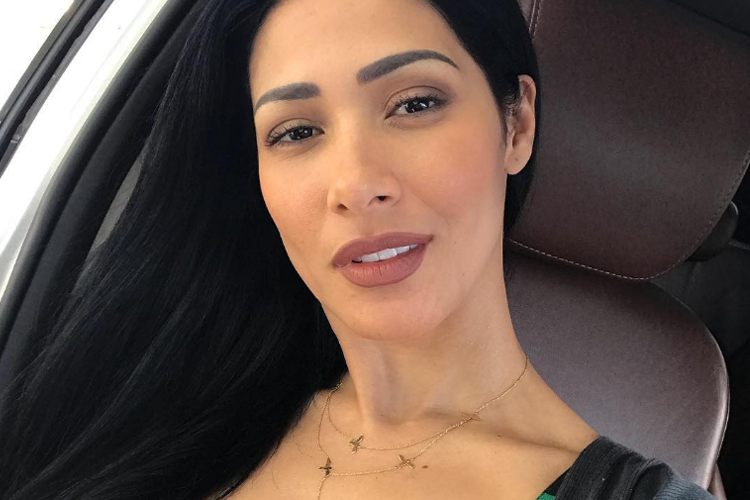 Com inflamação no estômago, Simaria fica novamente fora dos palcos