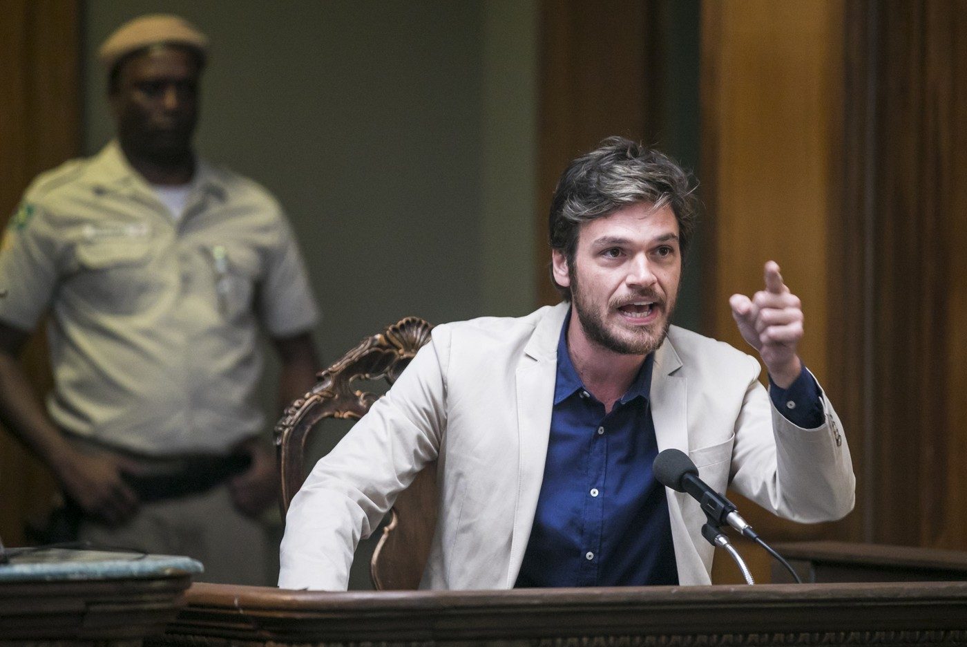 Revelação de que Beto Falcão está vivo evidencia falhas de ‘Segundo Sol’