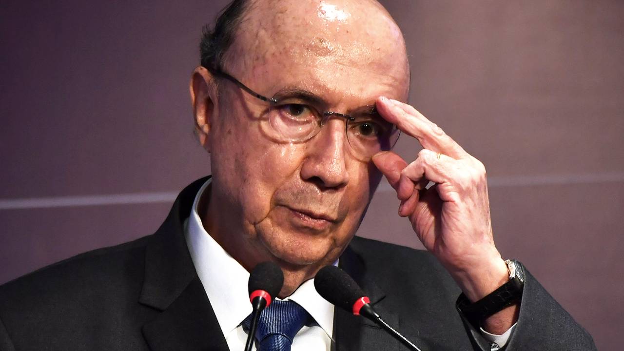 O candidato à Presidência da República, Henrique Meirelles (MDB), discursa durante fórum em São Paulo (SP) - 20/08/2018