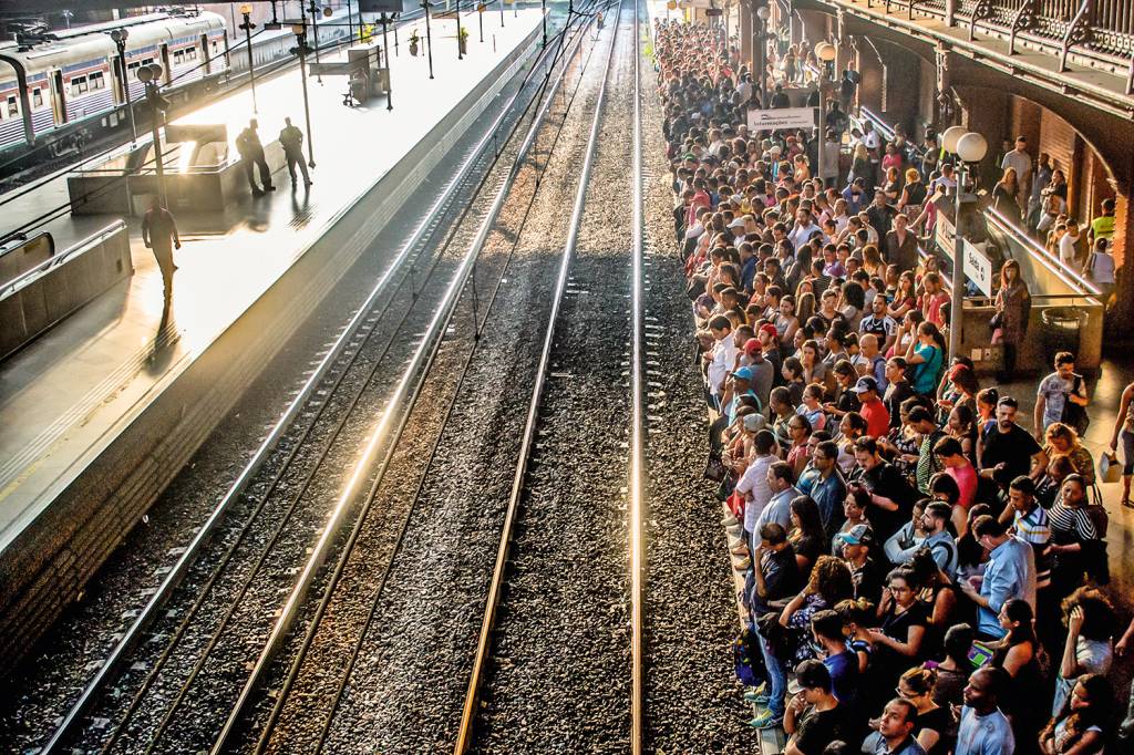 Estação da Luz – À espera de soluções – que, claro, existem Estação da Luz – À espera de soluções – que, claro, existem