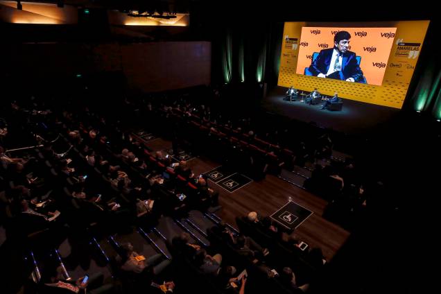 <span>Amoêdo também detalhou as bandeiras de seu partido, que prega a privatização de todas as estatais e uma menor participação do Estado na economia</span> <span>Amoêdo também detalhou as bandeiras de seu partido, que prega a privatização de todas as estatais e uma menor participação do Estado na economia</span>