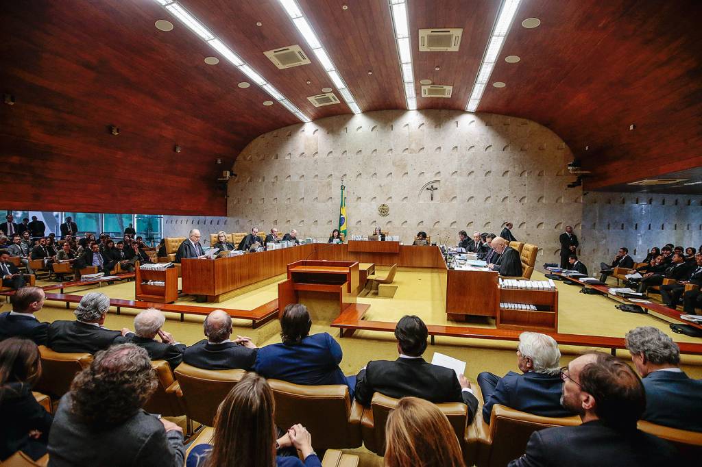 A democracia no chão