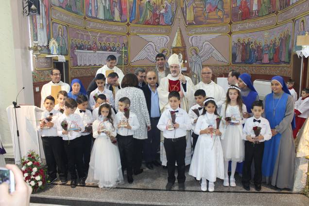 Primeira comunhão em Gaza: de 4.000 a 1.100 fieis católicos em 14 anos. Primeira comunhão em Gaza: de 4.000 a 1.100 fieis católicos em 14 anos.