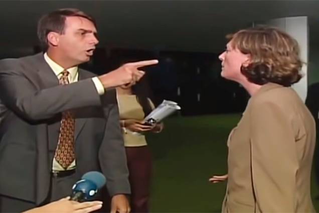 <span style="font-weight:400;">Ao longo dos últimos anos, Bolsonaro foi questionado por uma série de declarações sobre mulheres, negros e homossexuais. </span>Em 2003, começou a se desentender com a deputada federal Maria do Rosário (PT-RS) após ela acusá-lo de incentivar a violência sexual mesmo sem saber. Durante um bate-boca, o deputado chamou a colega de “vagabunda” diante das câmeras da RedeTV!. <span style="font-weight:400;">Ao longo dos últimos anos, Bolsonaro foi questionado por uma série de declarações sobre mulheres, negros e homossexuais. </span>Em 2003, começou a se desentender com a deputada federal Maria do Rosário (PT-RS) após ela acusá-lo de incentivar a violência sexual mesmo sem saber. Durante um bate-boca, o deputado chamou a colega de “vagabunda” diante das câmeras da RedeTV!.