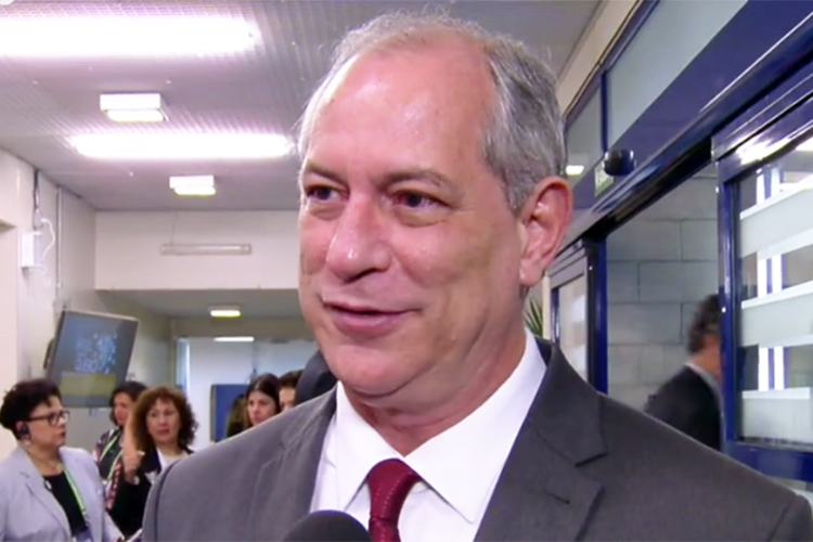 Ciro Gomes (PDT),  candidato à Presidência da República, chega aos estúdios da TV Globo para participar de debate presidencial - 04/10/2018