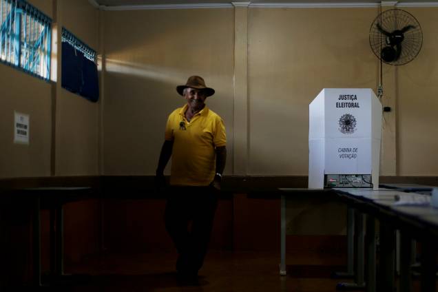 Eleitores de Brasília vão às urnas decidir o segundo turno eleitoral - 28/10/2018 Eleitores de Brasília vão às urnas decidir o segundo turno eleitoral - 28/10/2018