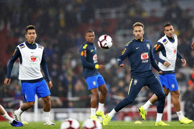 Jogadores da Seleção Brasileira durante aquecimento para o amistoso contra o Uruguai - 16/11/2018 Jogadores da Seleção Brasileira durante aquecimento para o amistoso contra o Uruguai - 16/11/2018