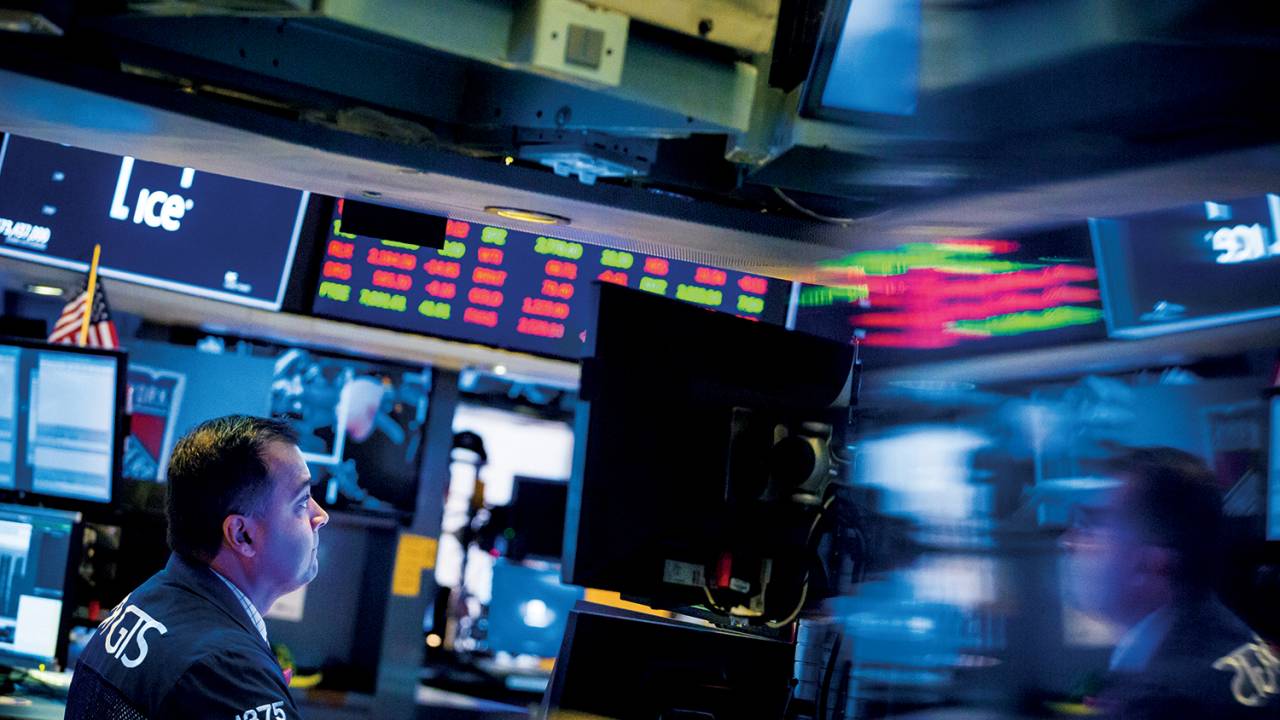 SOLUÇO OU RECESSÃO - A bolsa de Nova York em queda: o faturamento das empresas ficou abaixo das expectativas