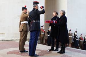 Emmanuel Macron e Theresa May