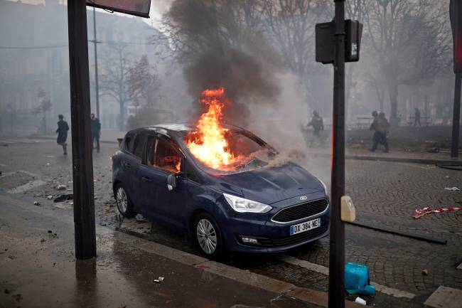 Protesto contra preço dos combustíveis na França