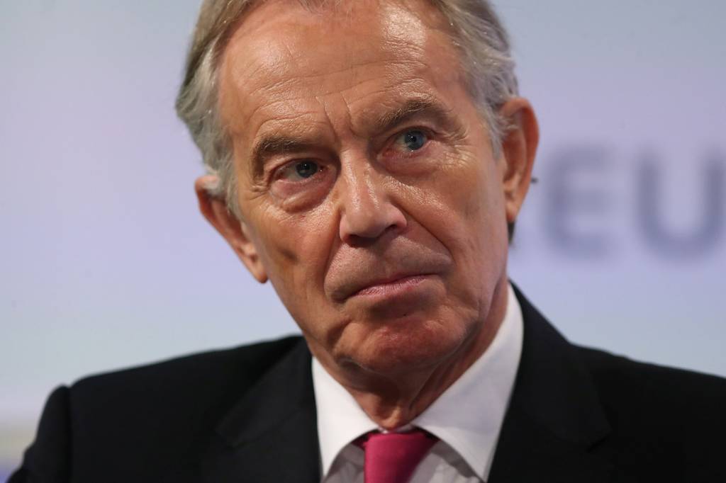 Ex-premiê Tony Blair defende segundo referendo sobre o Brexit