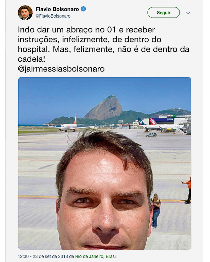 Tu&iacute;te de Fl&aacute;vio Bolsonaro