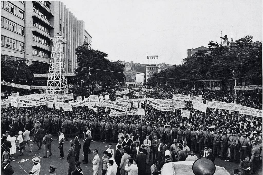 Comício na Central do Brasil Comício na Central do Brasil