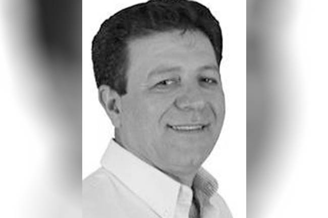 José Aparecido Alves Diniz, prefeito de Abadiânia (GO) José Aparecido Alves Diniz, prefeito de Abadiânia (GO)