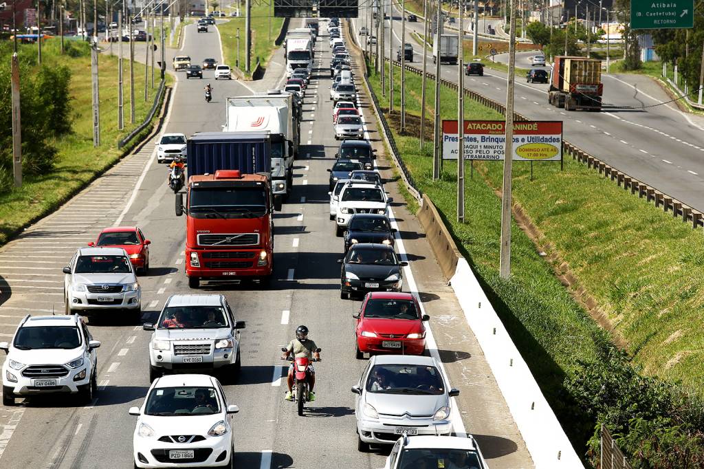 Serviços renovam recorde em agosto e marcam 7 meses em alta