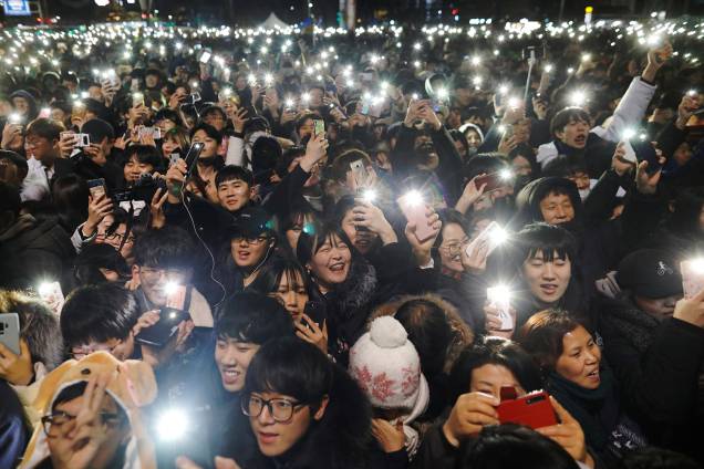 Pessoas celebram o Ano Novo em Seul, Coreia do Sul - 01/01/2019 Pessoas celebram o Ano Novo em Seul, Coreia do Sul - 01/01/2019
