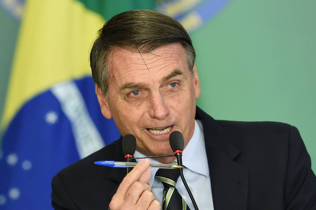 O militar golpista de Bolsonaro que nega o inegável