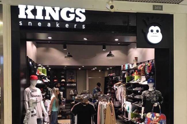 Kings Sneakers