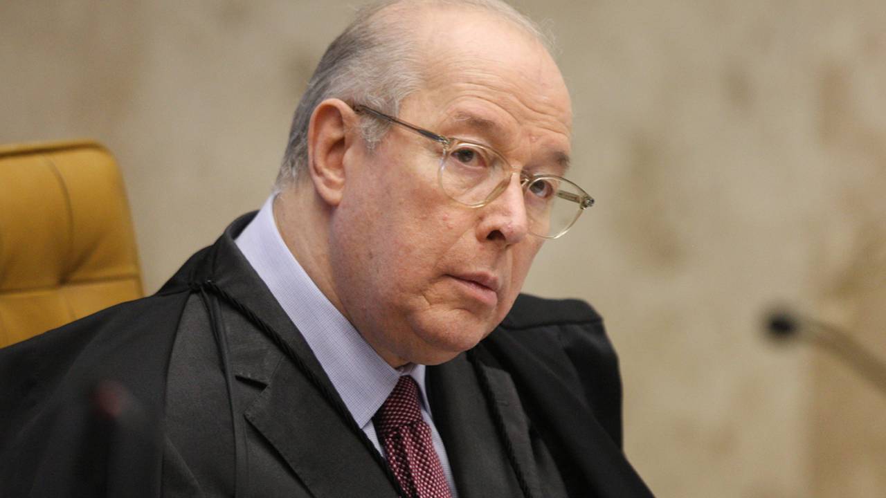 Ministro Celso de Mello durante a sessão plenária do STF - 14/02/2019