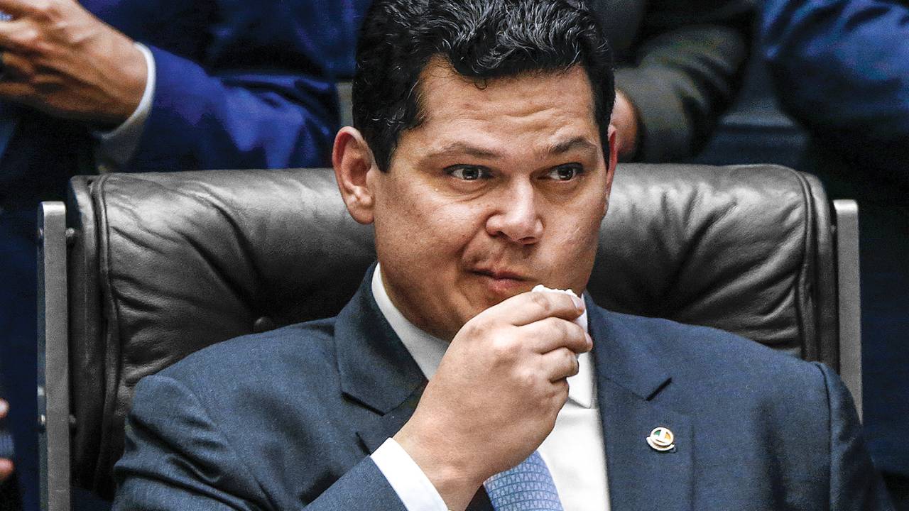 NO SENADO - Davi Alcolumbre encarnou, com sucesso, o papel de antagonista de Renan Calheiros, do MDB
