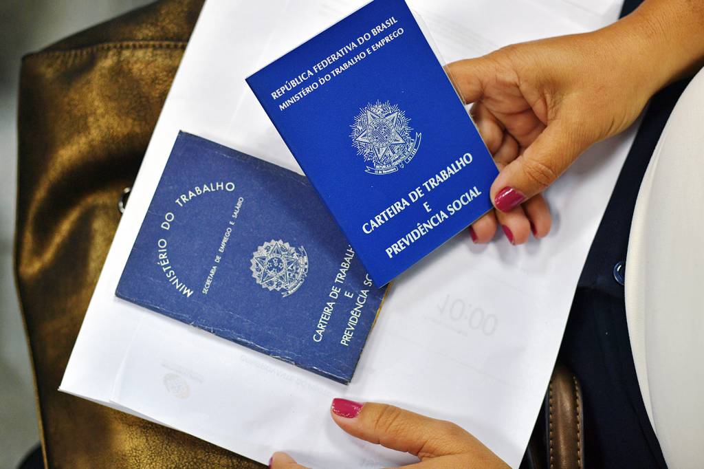 Em ano de pleno emprego, gasto com seguro-desemprego cresce 11%